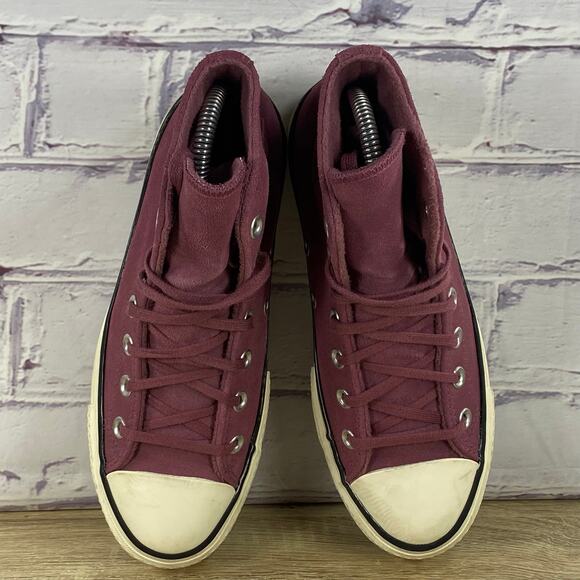 Converse Women's Sneakers in Burgundy and Cream - Picture 6 of 9